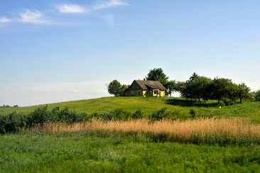 KAUNAS Route entre Kaunas et Vilnus. 05-12