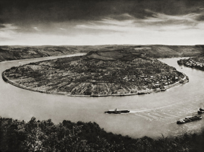 Loop at the Rhine near Boppard, 1936