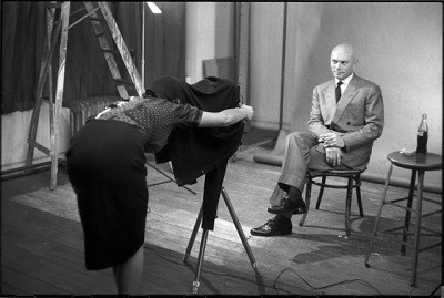 La photographe autrichienne Inge MORATH et le comédien américain Yul BRYNNER.