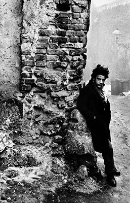 CZECHOSLOVAKIA. Bratislava. 1962. Gypsy.