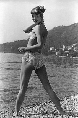 Italian Actress Elsa Martinelli 1954